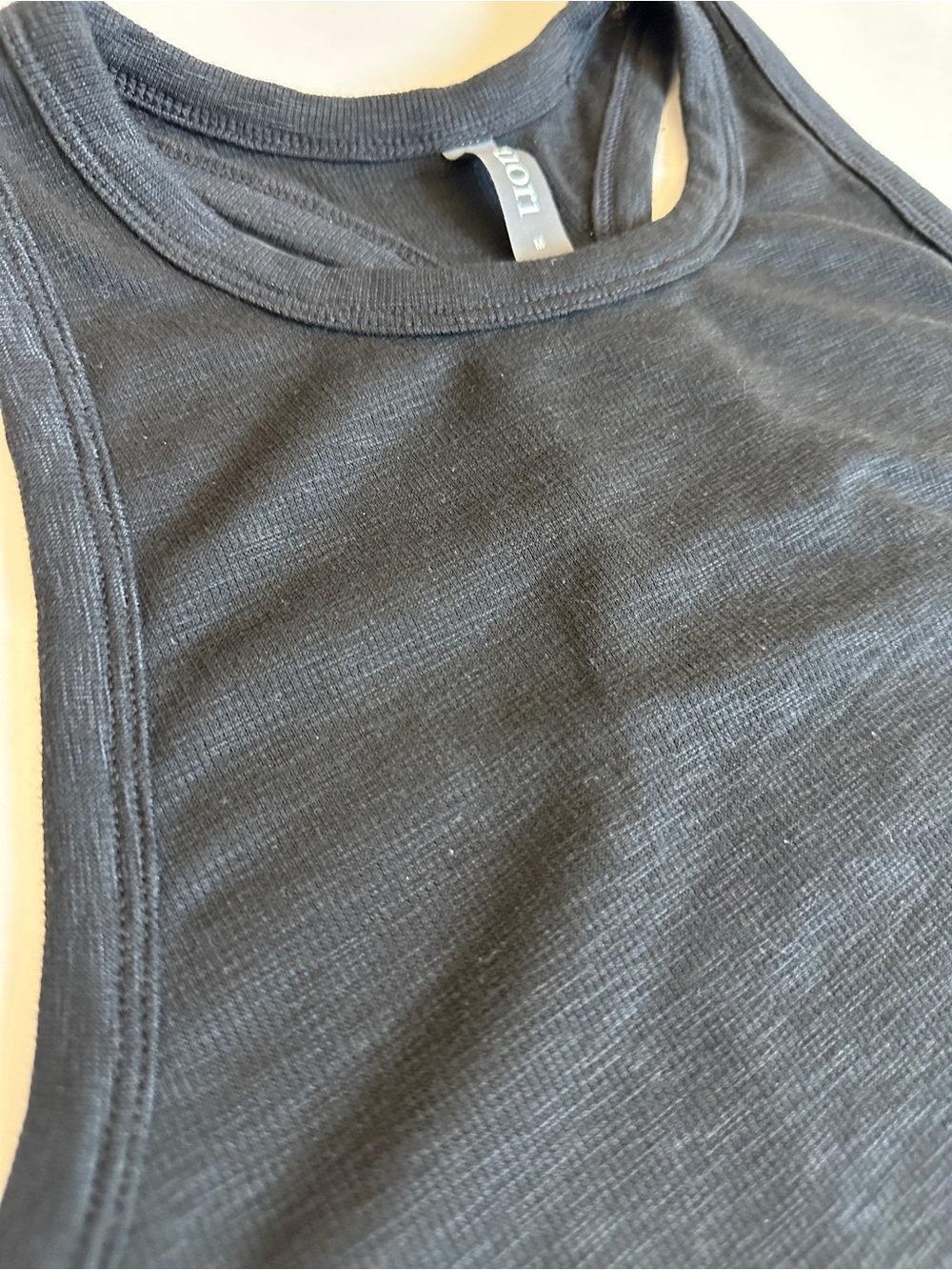 Vuori Sunrise High Neck Tank Top Black Women’s - Size Medium - Picture 8 of 11